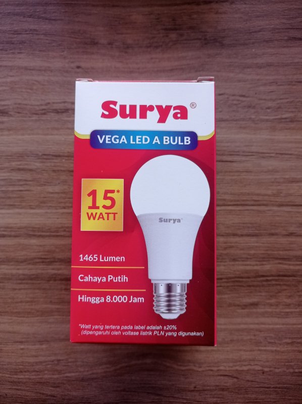 Lampu surya 15 w